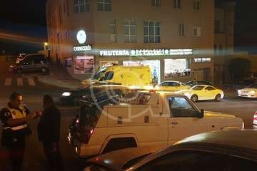 Un conductor ebrio causa un accidente en El Calero Alto que daña a cinco vehículos (Foto TA)